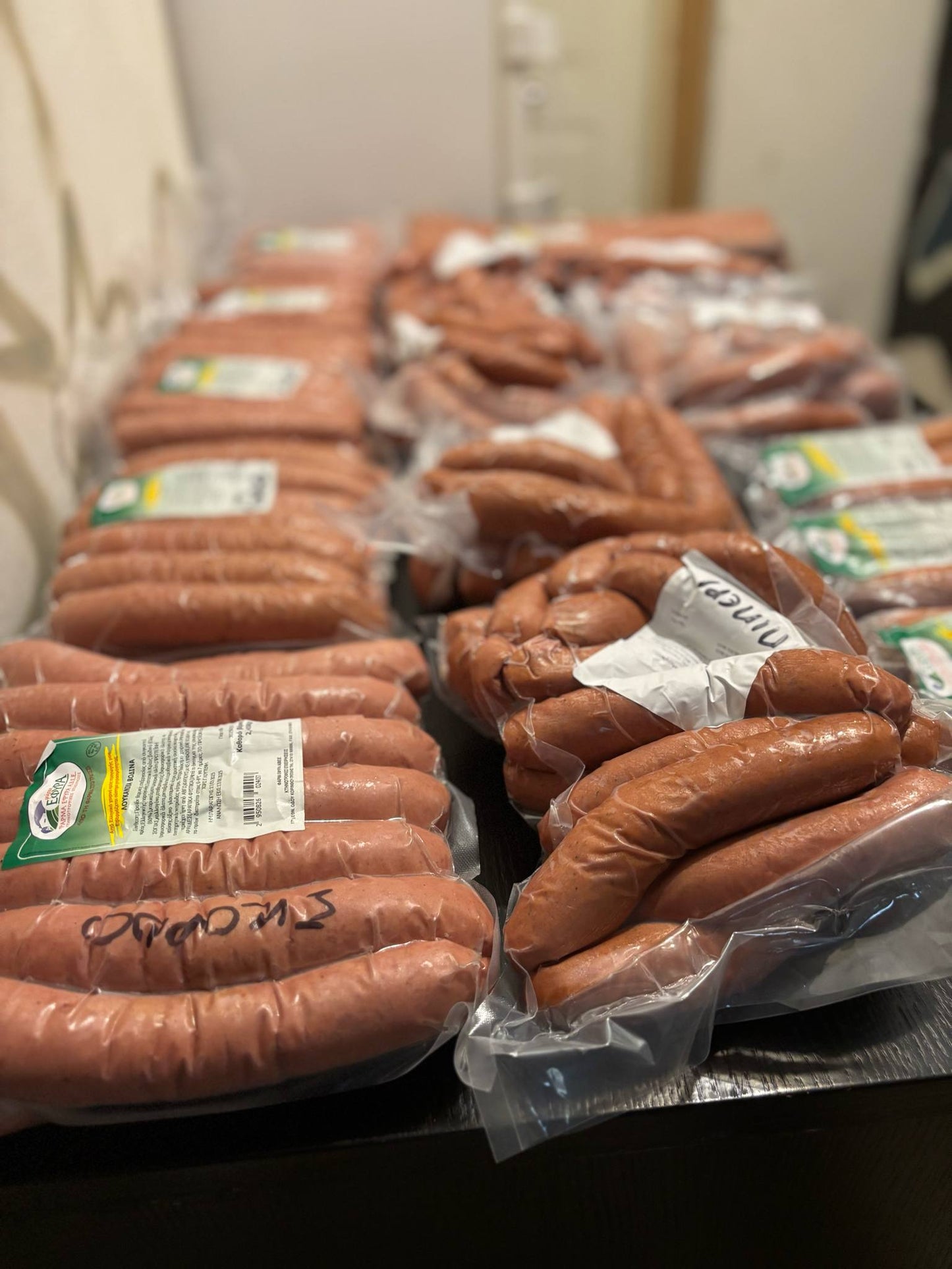 🧂 Sausages – Classic Greek Flavor. Price: £10.00/kg